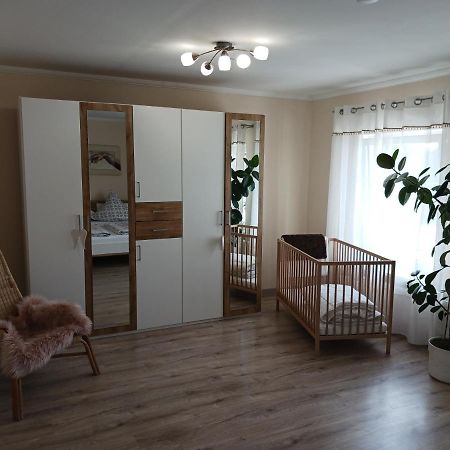 Apartamento Bei Den Geissens Aldersbach Exterior foto