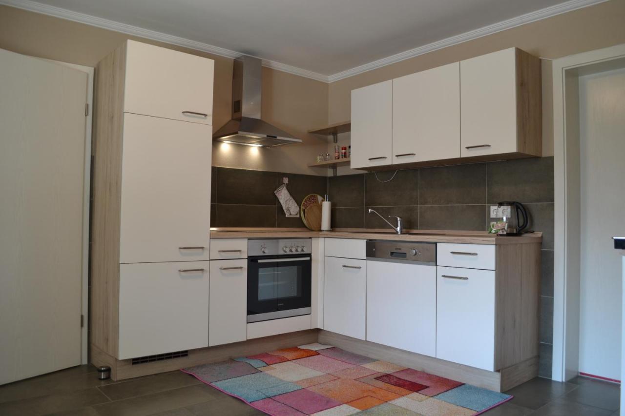 Apartamento Bei Den Geissens Aldersbach Exterior foto