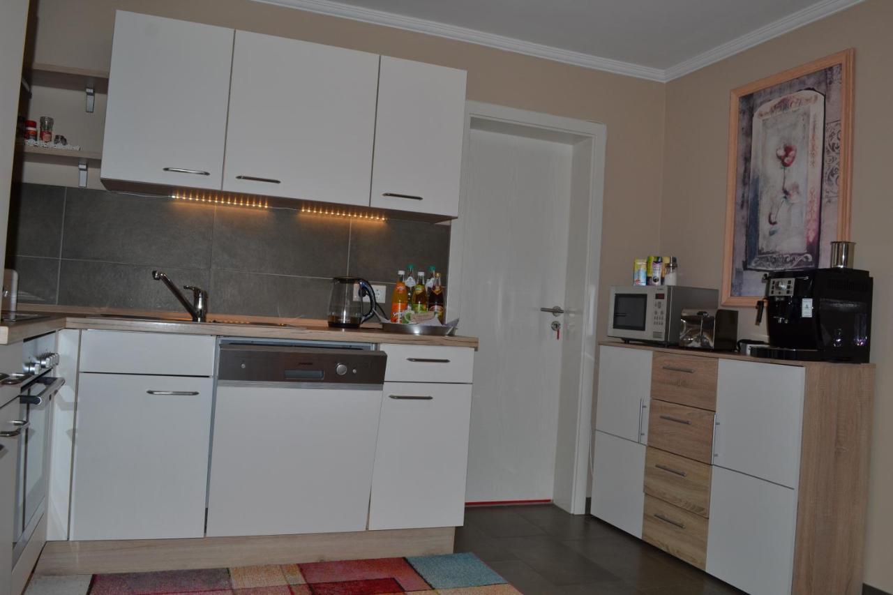 Apartamento Bei Den Geissens Aldersbach Exterior foto